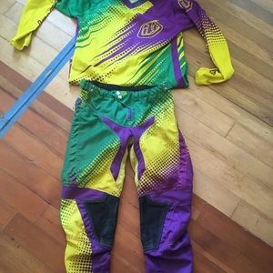 Troy Lee Designs TLD Womens jersey/pants.